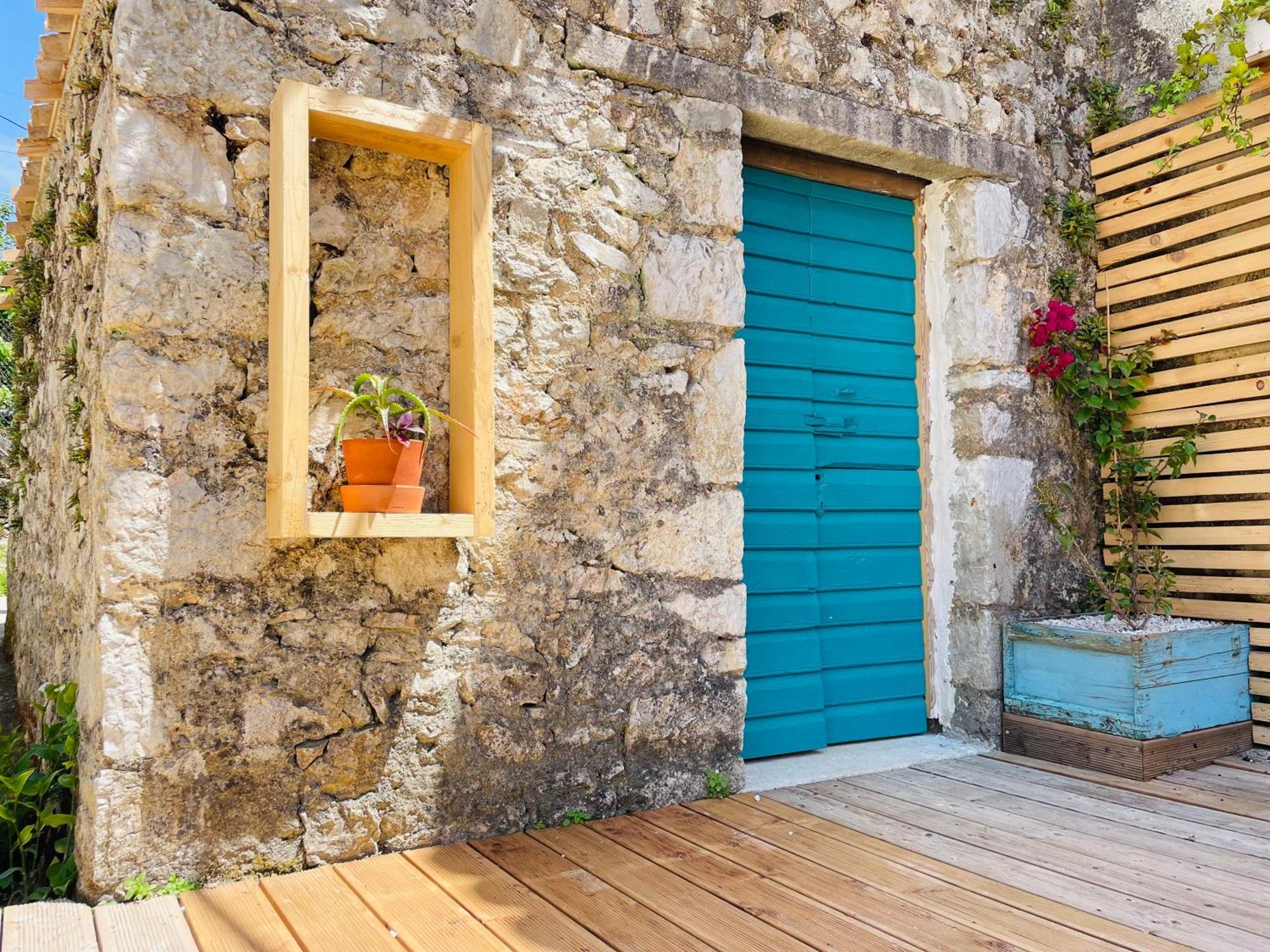 Guesthouse Near The Castle Of Himarë Exterior foto