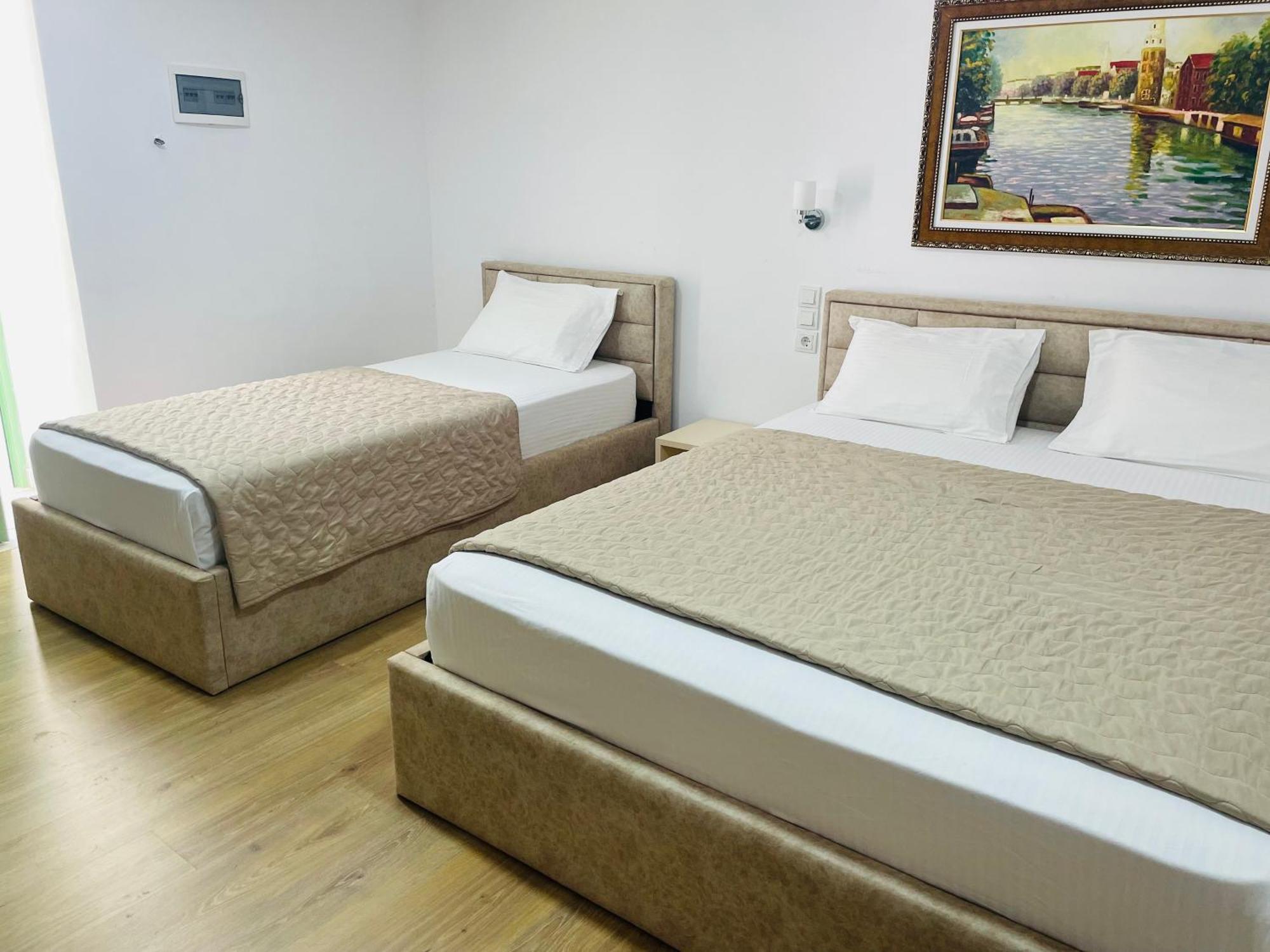 Guesthouse Near The Castle Of Himarë Exterior foto